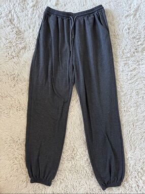 charcoal grey joggers